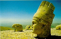 nemrut.jpg (32947 bytes)